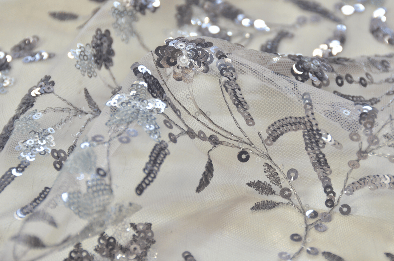 34078 — Ricamo con paillettes