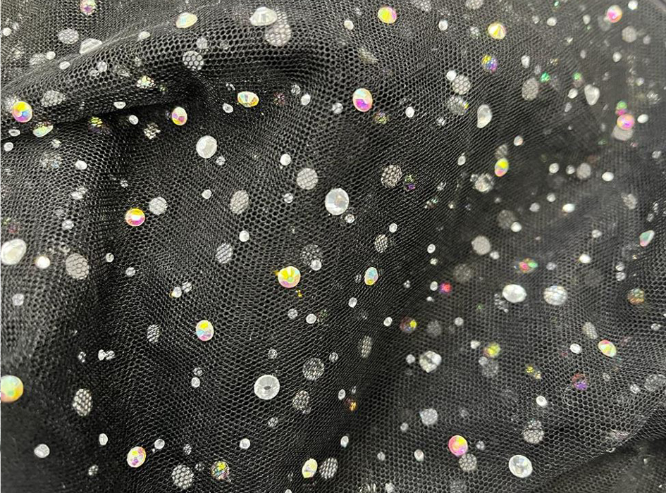 36052 — Tulle con pietre