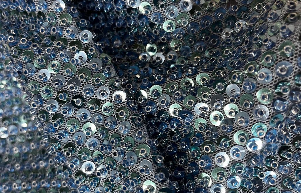 28204 — Paillettes e beads