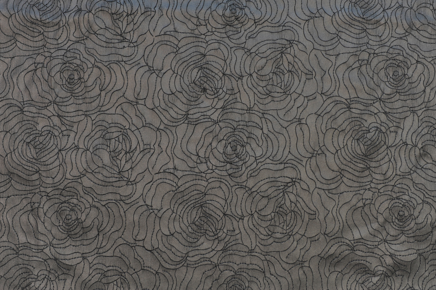 81815 — Ricamo con intaglio laser