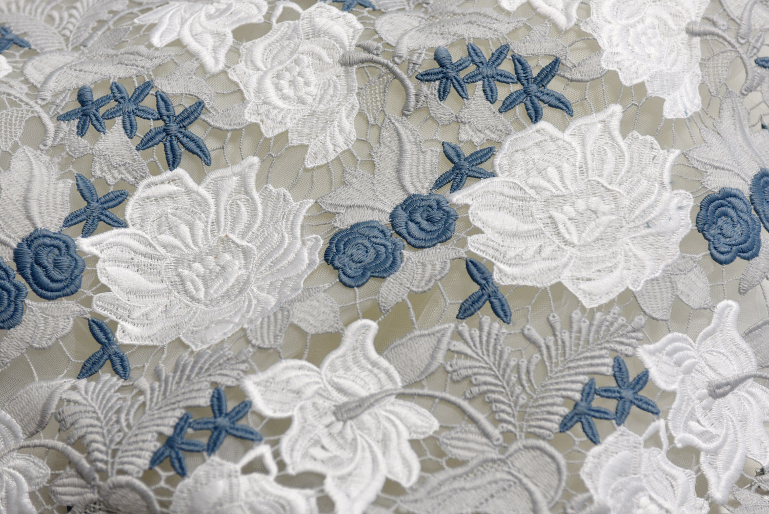 78239 — Macrame floreale