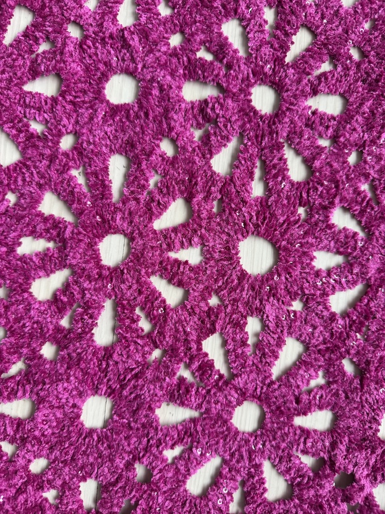 78338 — Macrame ciniglia con paillettes