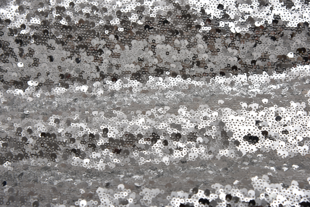 28213 — Sequins