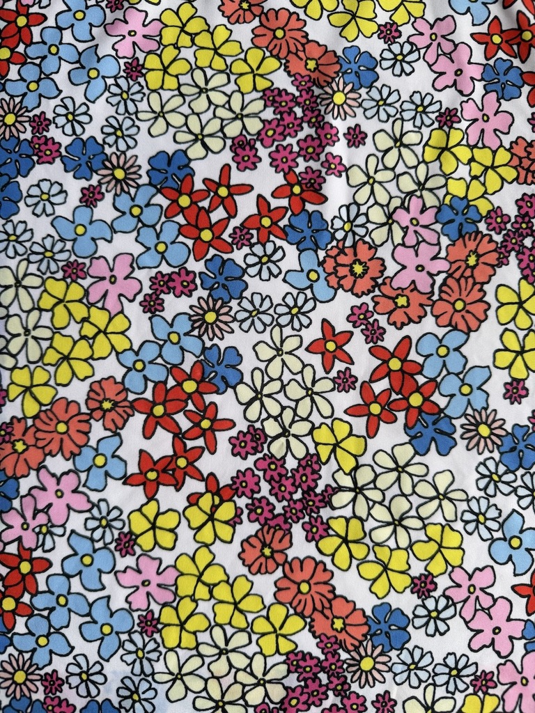158 — Disegno riproducibile su qualsiasi fondo base poliestere