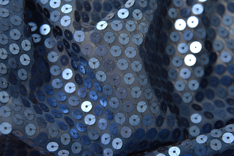 28322 — Paillettes 7mm su georgette