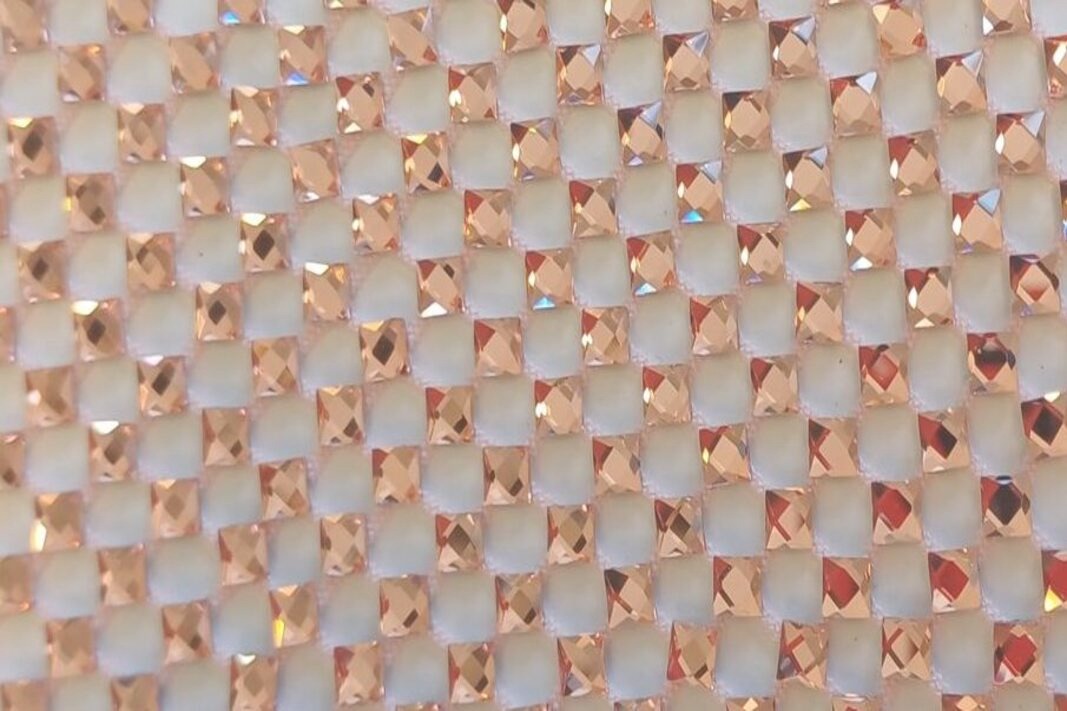 23